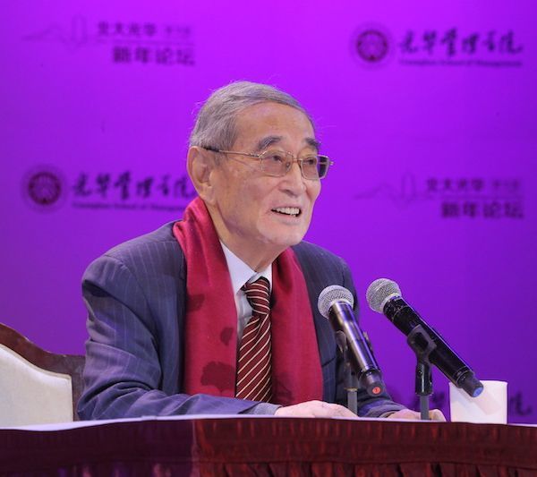 邱震海全球战略深度解读与前沿科技产品介绍